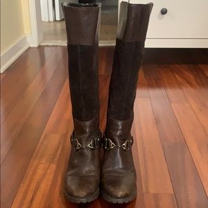 Etienne Aigner Brown Boots